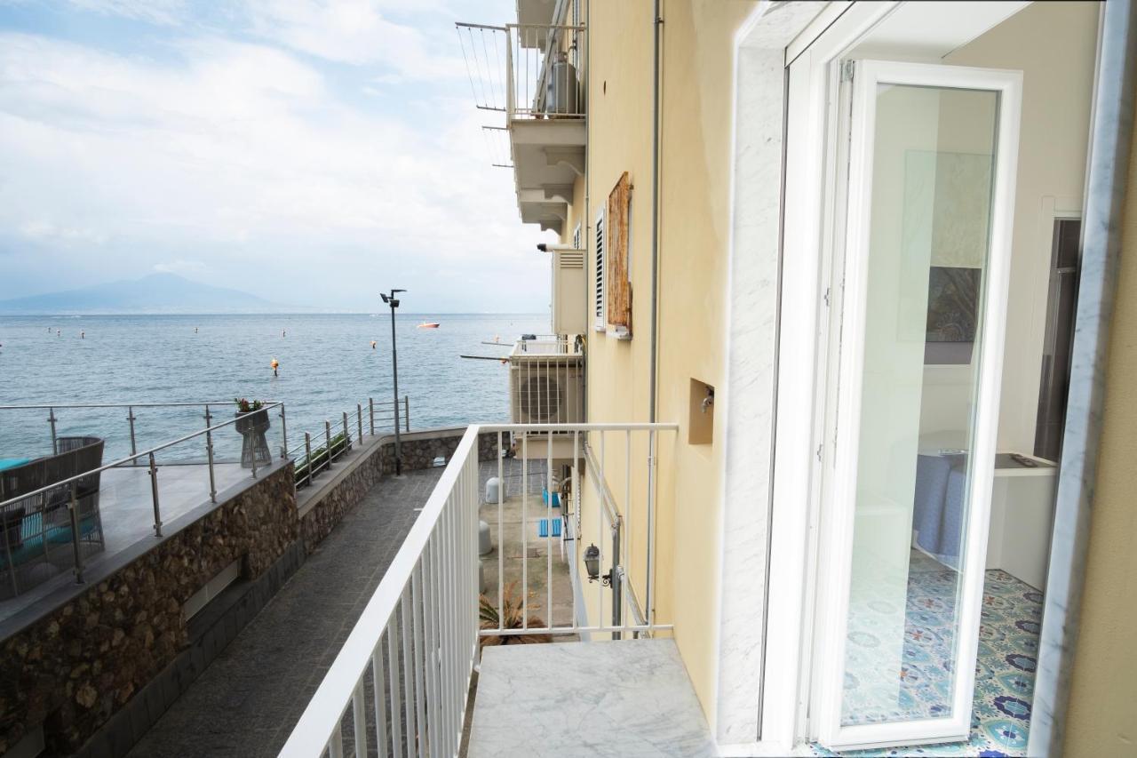 Domus Lina Villa Sorrento Bagian luar foto